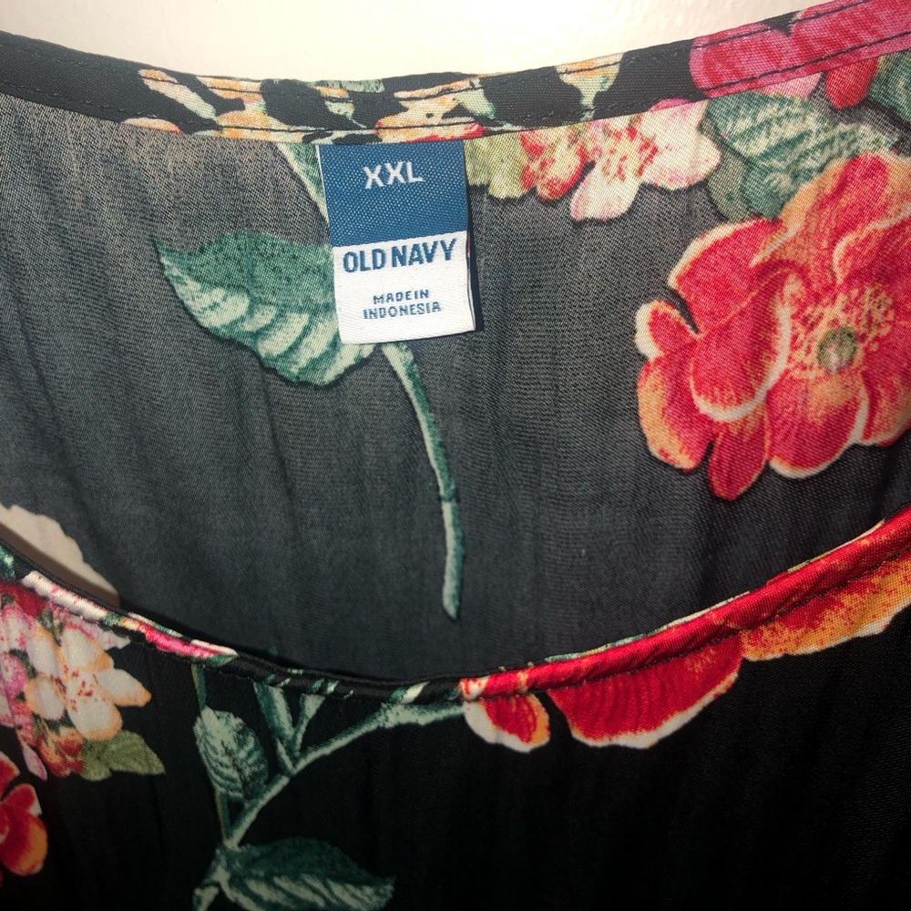 Floral Black Camisole Top - Picture 3 of 10